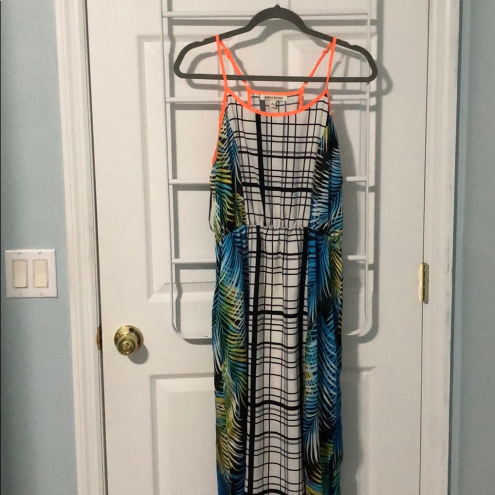 Sleeveless Summer Maxi Dress